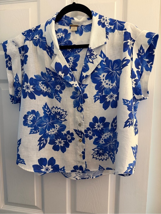 Magaschoni Tops - Magaschoni White Button-Front Top with Blue Floral Print